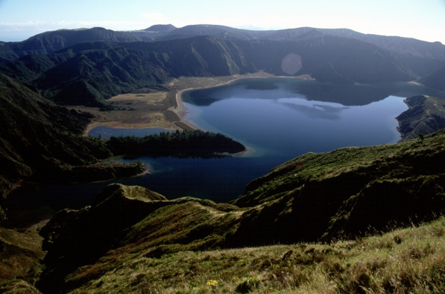  [Lagoa do Fogo] 