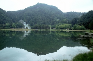  [Fumaroles] 