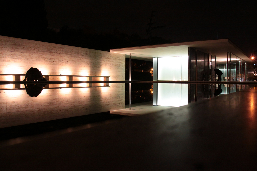  [Mies van der Rohe Pavilion] 