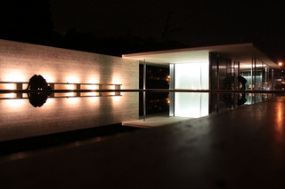  [Mies van der Rohe Pavilion] 