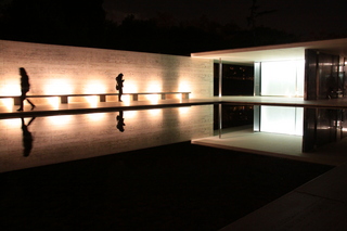  [Mies van der Rohe Pavilion] 