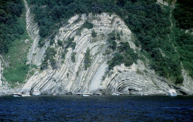  [Folded rock] 