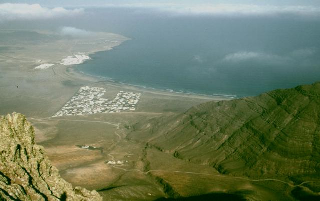  [View, Famara] 
