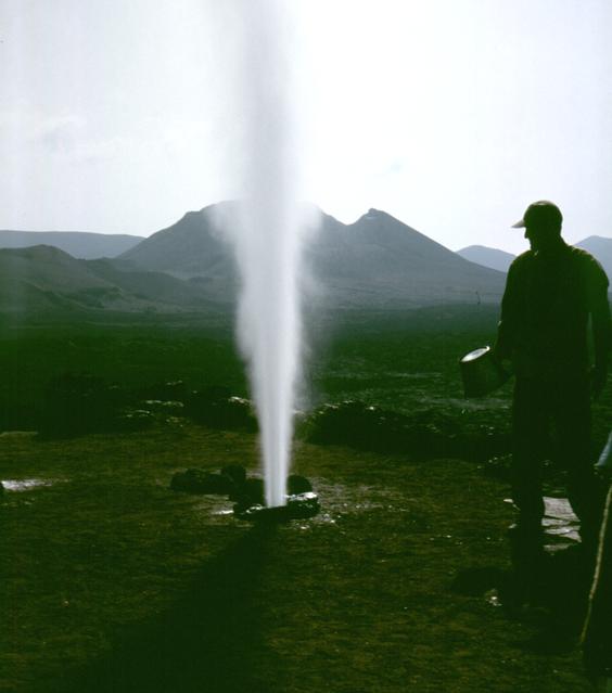  [Geyser] 