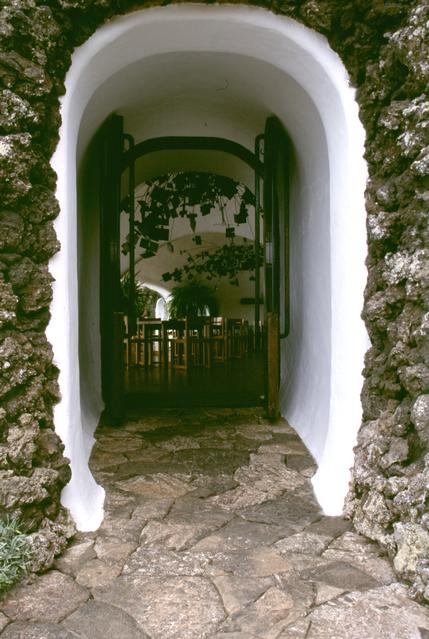  [Door] 
