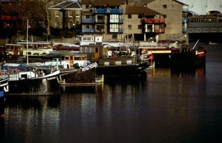  [Barges] 
