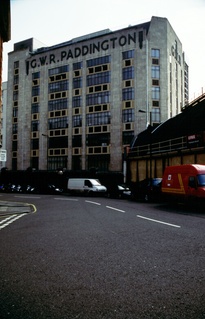  [Paddington Station] 