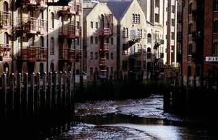  [Warehouses] 