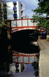  [Canal bridge] 