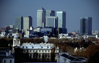  [Canary Wharf] 