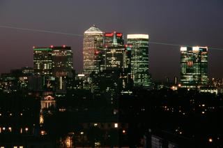  [Canary Wharf] 