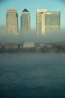  [Canary Wharf] 
