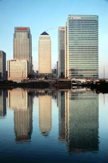  [Canary Wharf] 