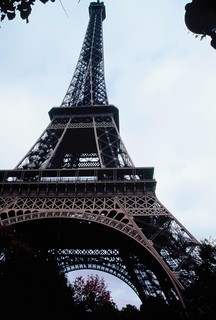  [Tour Eiffel] 