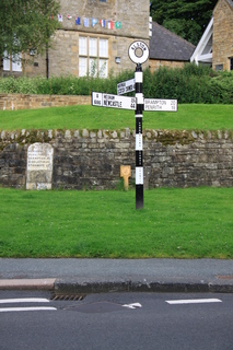  [Signpost] 