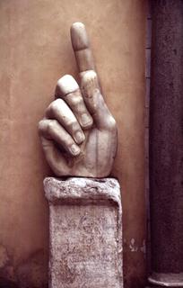 [Statue] 