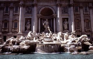  [Trevi Fountain] 