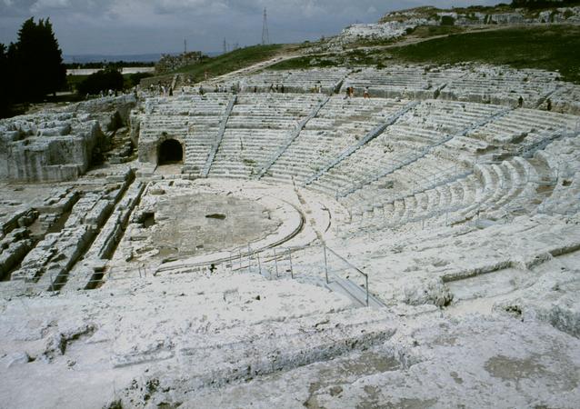  [Greek theatre] 