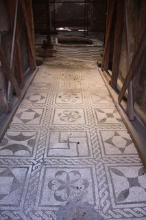  [Mosaic] 