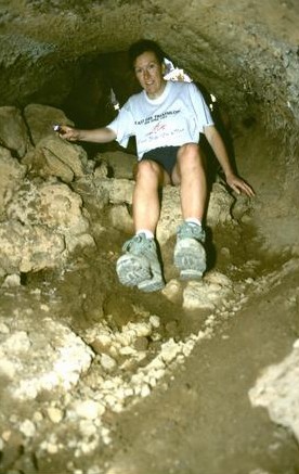  [Lava tube] 