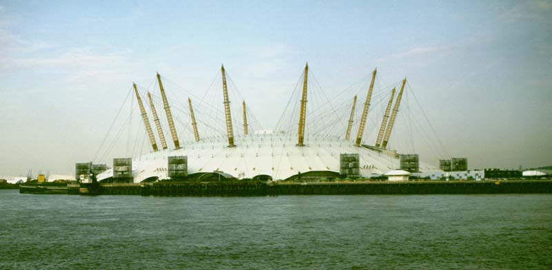  [Millennium Dome] 