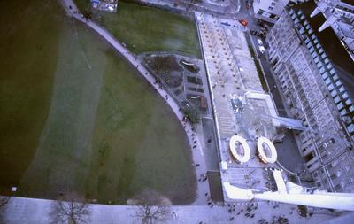  [Jubilee Gardens] 